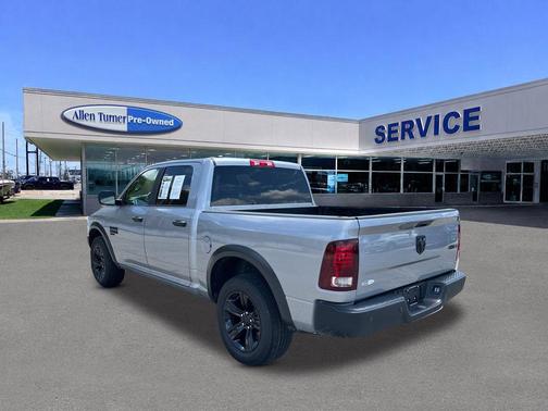 Billet Silver Metallic Clearcoat 2024 RAM 1500 Classic Warlock Crew Cab 4x4 5'7' Box