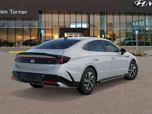 2026 Hyundai SONATA Hybrid Base