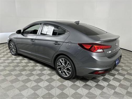 2020 Hyundai ELANTRA Limited