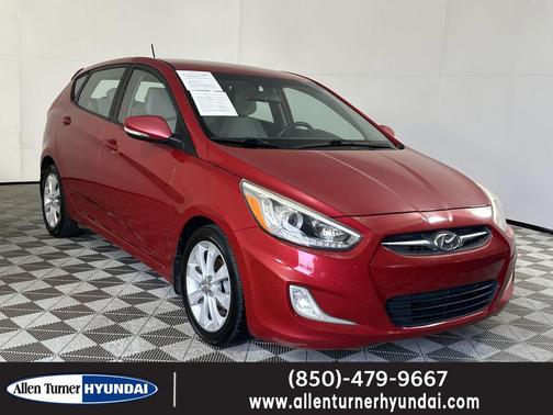Boston Red Pearl 2014 Hyundai Accent SE