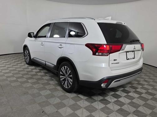 2020 Mitsubishi Outlander SEL