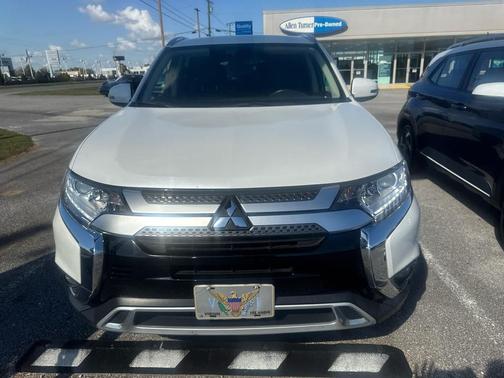 2020 Mitsubishi Outlander SEL