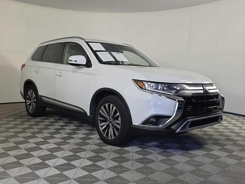 2020 Mitsubishi Outlander SEL
