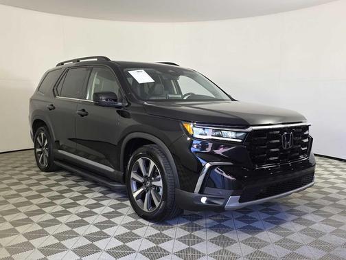 2023 Honda Pilot AWD Elite