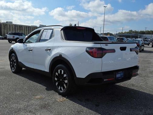 2025 Hyundai SANTA CRUZ SEL Activity