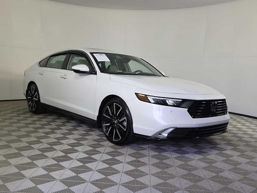 2024 Honda Accord Hybrid Touring