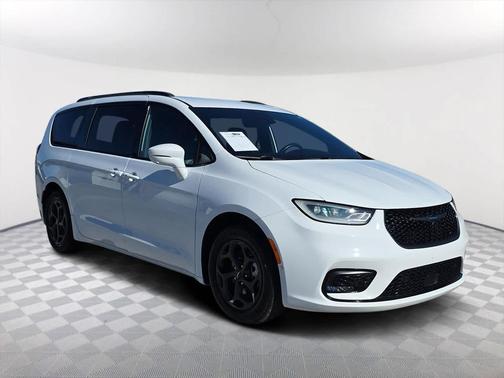 2021 Chrysler Pacifica Hybrid Limited