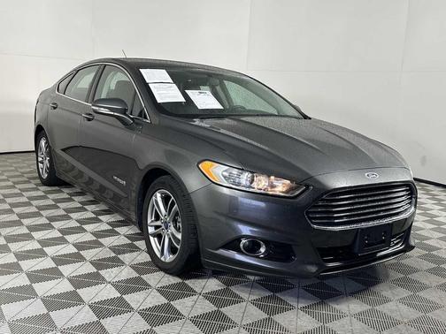 Magnetic 2016 Ford Fusion Hybrid Titanium