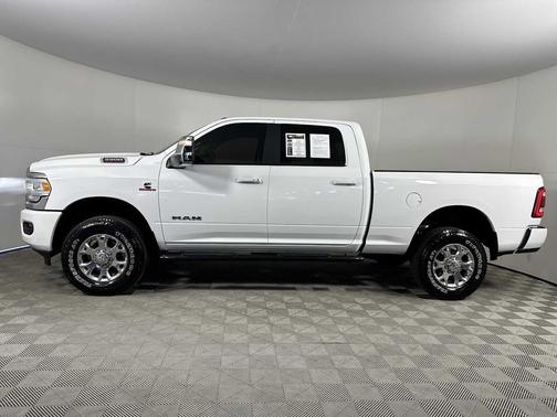 2024 RAM 2500 Laramie Crew Cab 4x4 6'4' Box
