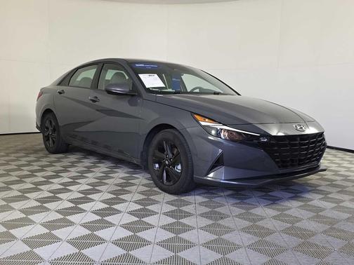 2023 Hyundai ELANTRA HEV Blue