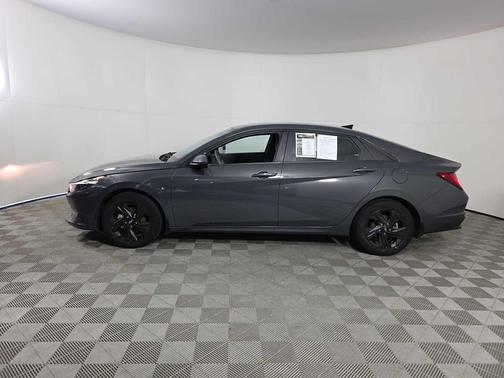 2023 Hyundai ELANTRA HEV Blue