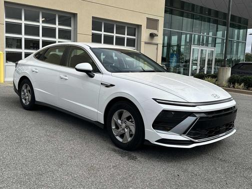 Serenity White 2026 Hyundai SONATA SE