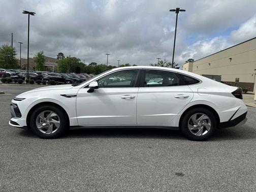 Serenity White 2026 Hyundai SONATA SE