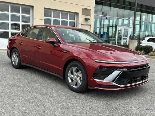 Ultimate Red 2026 Hyundai SONATA SE