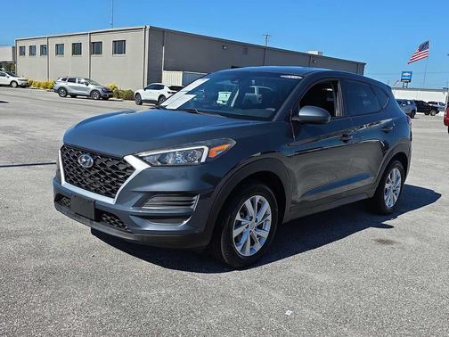 2019 Hyundai TUCSON SE