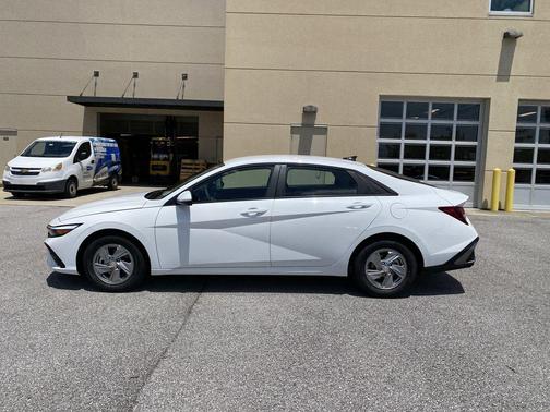 Serenity White 2026 Hyundai ELANTRA SE