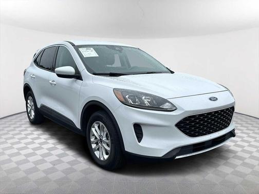 Oxford White 2020 Ford Escape SE
