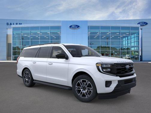 White Metallic 2026 Ford Expedition Max Active 4x4