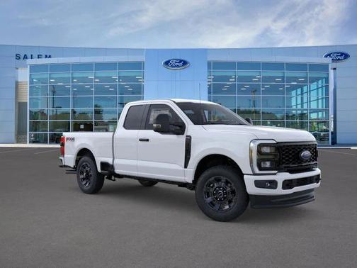 Oxford White 2026 Ford F-350 XL Truck