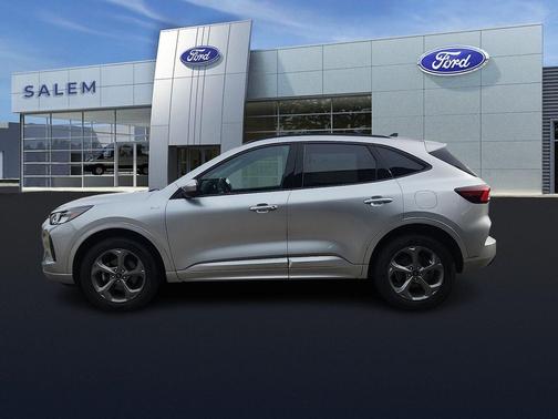 Silver Metallic 2023 Ford Escape ST-Line Select