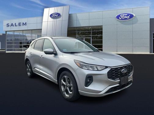 Silver Metallic 2023 Ford Escape ST-Line Select