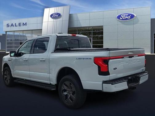 2023 Ford F-150 Lightning LARIAT