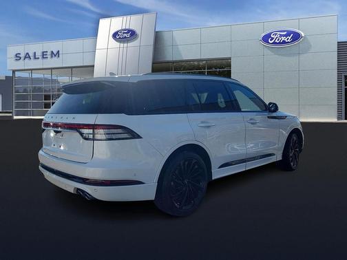 2023 Lincoln Aviator Reserve AWD