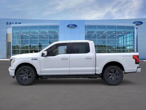 2025 Ford F-150 Lightning LARIAT