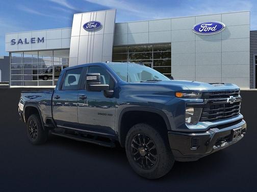 Lakeshore Blue 2025 Chevrolet Silverado 2500 Custom