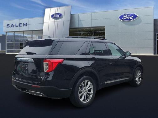 Black Metallic 2023 Ford Explorer XLT