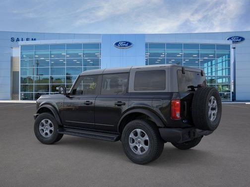 Shadow Black 2026 Ford Bronco Big Bend