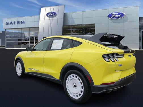 2025 Ford Mustang Mach-E GT