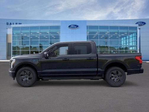 2025 Ford F-150 Lightning LARIAT