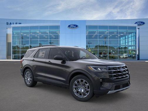 Black Metallic 2026 Ford Explorer Active