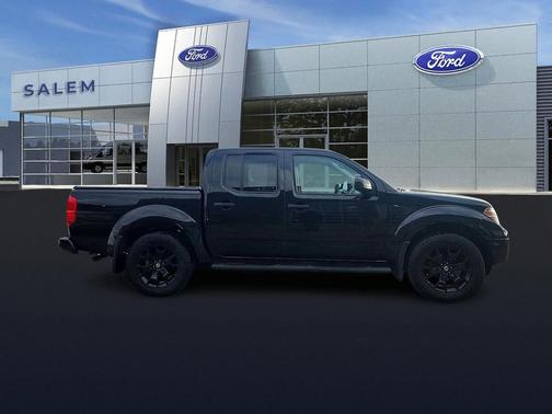 2020 Nissan Frontier SV