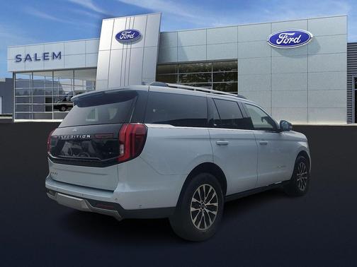 Silver Metallic 2025 Ford Expedition Platinum