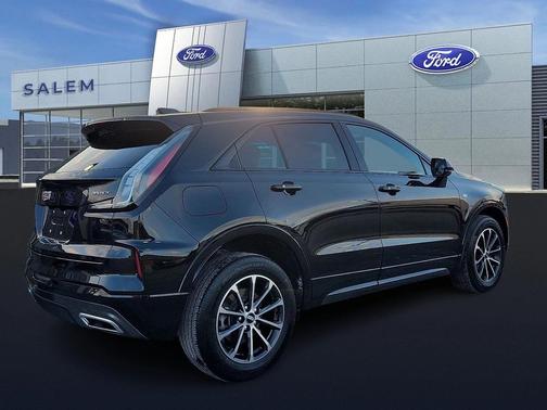 2025 Cadillac XT4 Sport