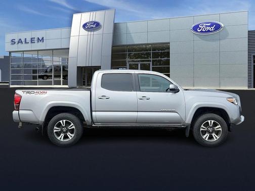 2019 Toyota Tacoma TRD Sport