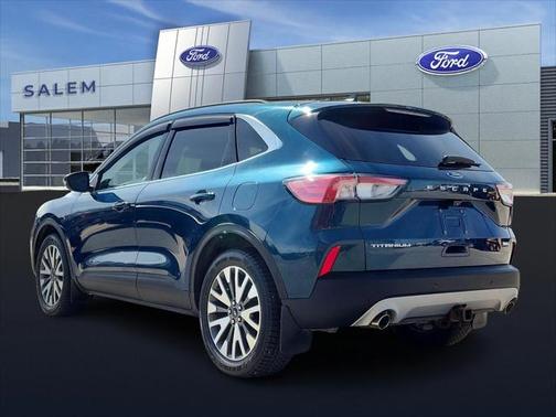2020 Ford Escape Titanium