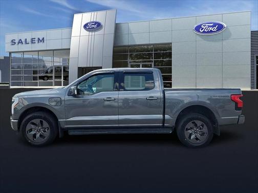 2023 Ford F-150 Lightning LARIAT