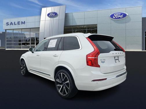 2024 Volvo XC90 B6 Plus Bright Theme 7-Seater