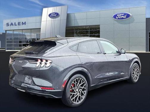 2022 Ford Mustang Mach-E GT