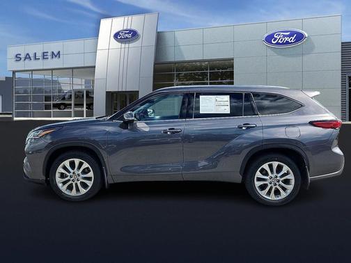 2022 Toyota Highlander Limited