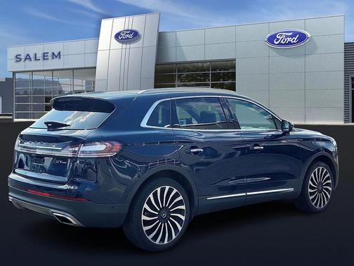 2020 Lincoln Nautilus Black Label