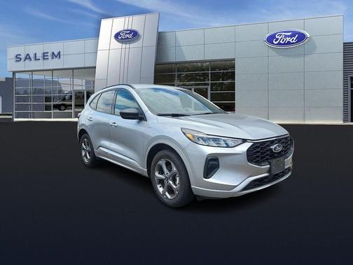Iconic Silver Metallic 2023 Ford Escape ST-Line