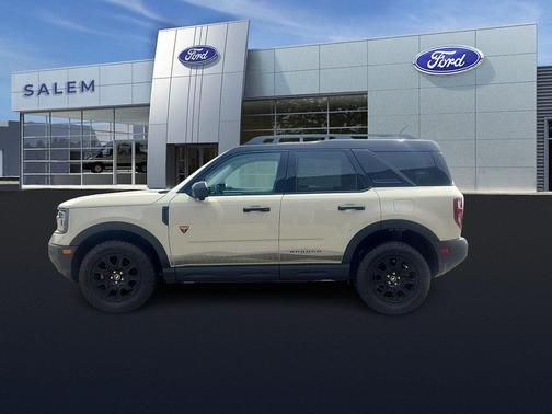 Desert Sand 2025 Ford Bronco Sport Badlands