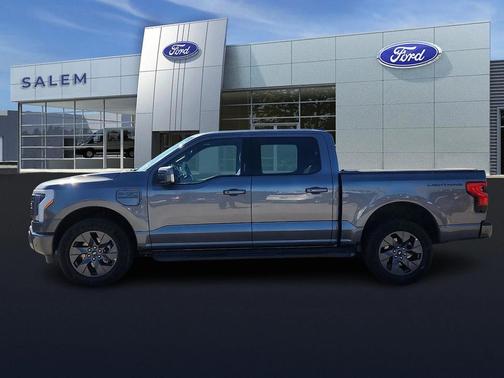 2023 Ford F-150 Lightning LARIAT