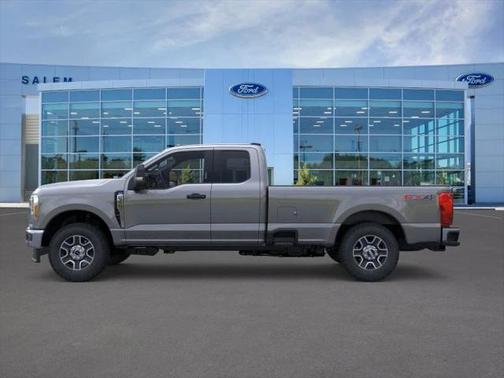 2025 Ford F-350 XLT