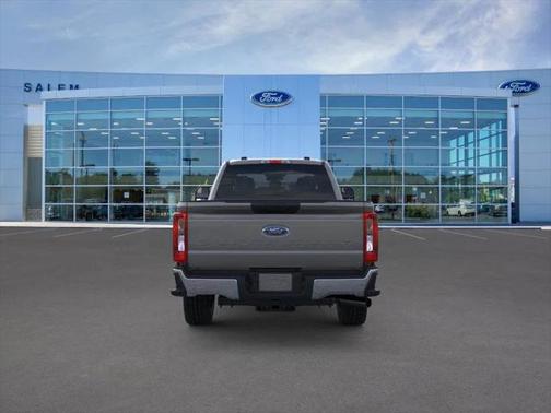 2025 Ford F-350 XLT