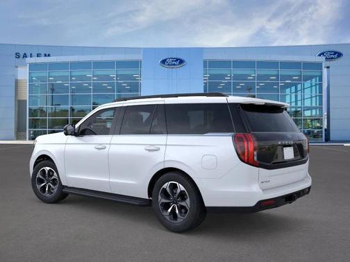 2026 Ford Expedition Active